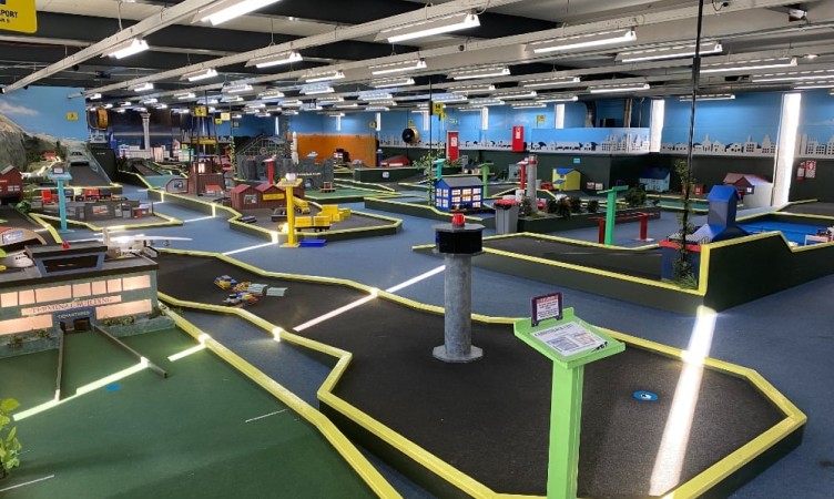 Caddyshack Indoor Golf-Queenstown