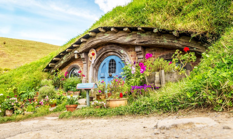 Hobbiton and Hobbits