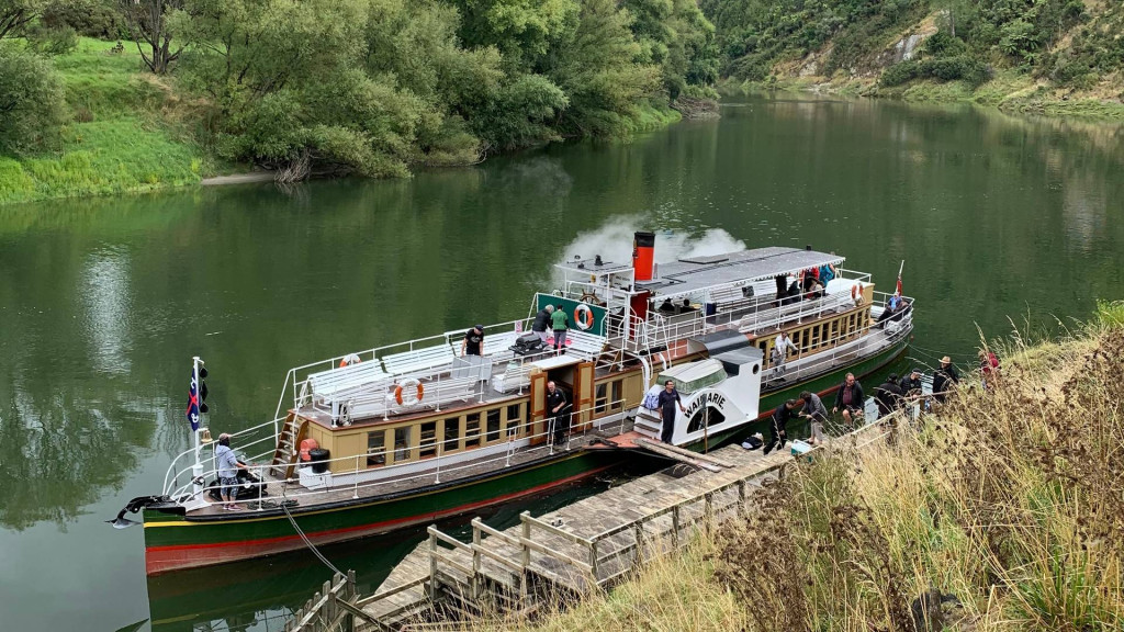 Paddle Steamer Waimarie