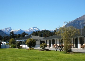 Heritage Park Motel