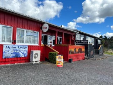 National Park Alpine Lodge