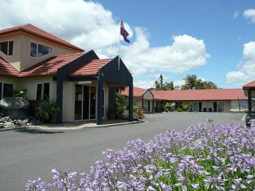 Pacific Coast Motor Lodge