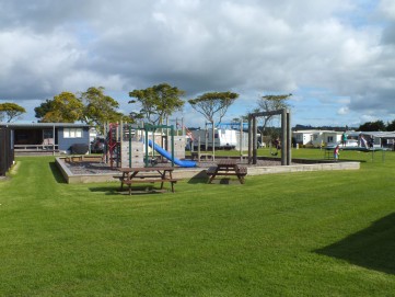 Riverside Holiday Park