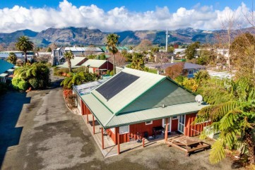 Anatoki Lodge Motel