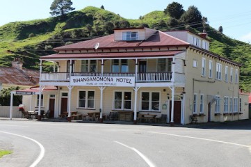 Whangamomona Hotel