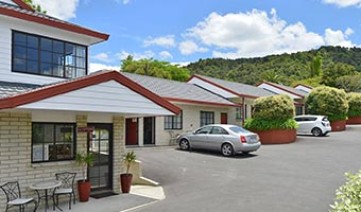 BK's Pohutukawa Lodge