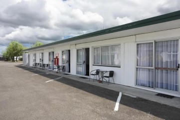 Brooklyne Motels & Caravan Park