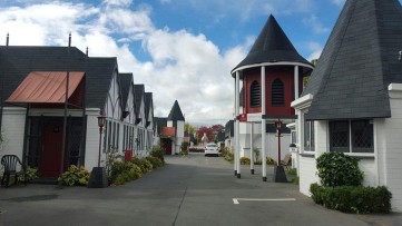 Camelot Motor Lodge