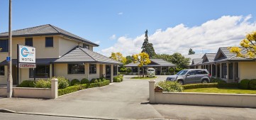 Centre Court Motel