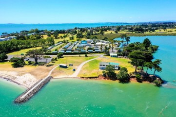 Clarks Beach Holiday Park