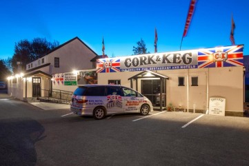 Cork & Keg English Pub / Restaurant & Motel