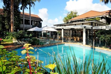 Emerald Inn on Takapuna Beach