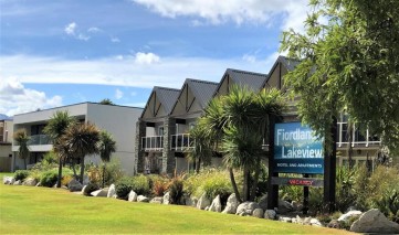 Fiordland Lakeview Motel & Apartments