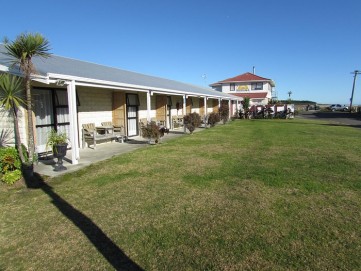 Foxton Beach Motel