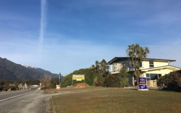 Glacier View Motel